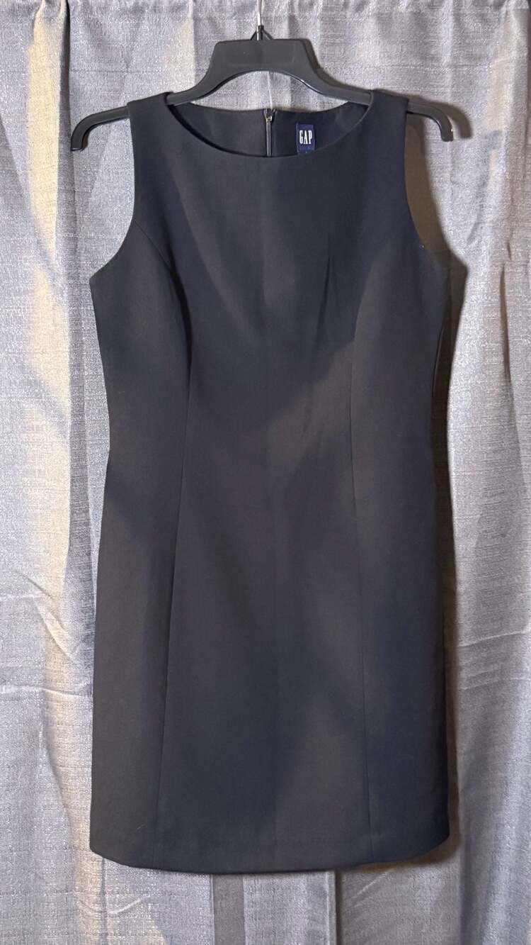Gap Black Sleeveless Sheath Work Dress Size 6